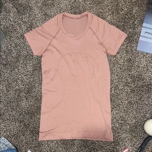 lululemon athletica swiftly tech